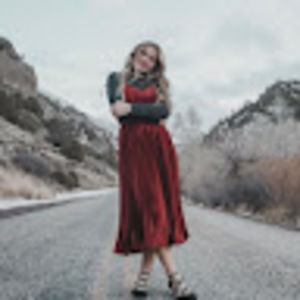 Meet your Posher, Olivia